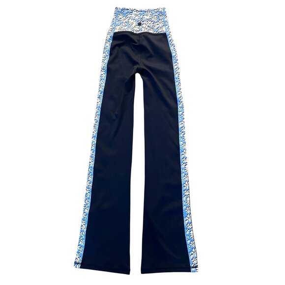 Lilly Pulitzer Luxletic Carpe Vita Flare Leggings Mid-Rise Low Tide Navy XXS - Picture 10 of 15